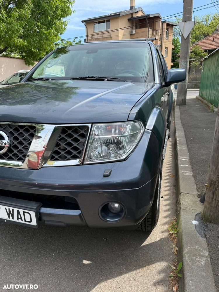Nissan Pathfinder 2.5 dCi LE Plus - 2