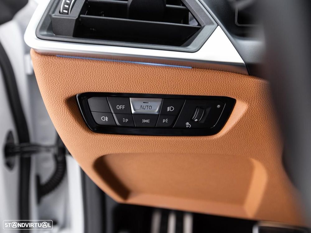 BMW i4 eDrive40 Pack Desportivo M - 20