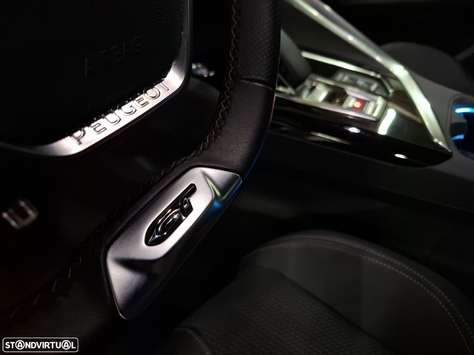 Peugeot 3008 1.6 Hybrid GT e-EAT8 - 20