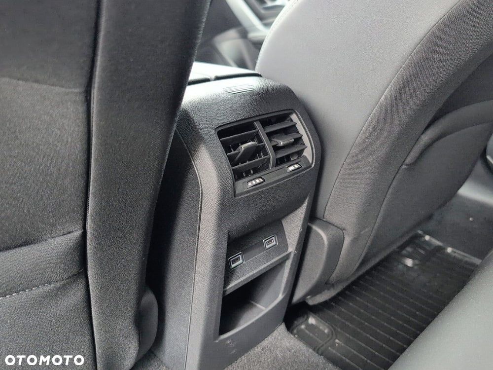 Peugeot 308 1.2 PureTech Allure Pack S&S EAT8 - 29