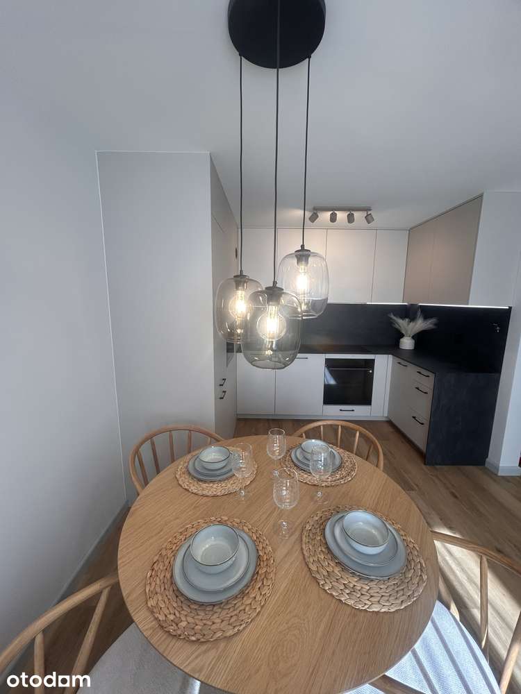 Do wynajęcia | 3 pokoje | 48m2 | Śródmieście | Grzybowska | 4700zł