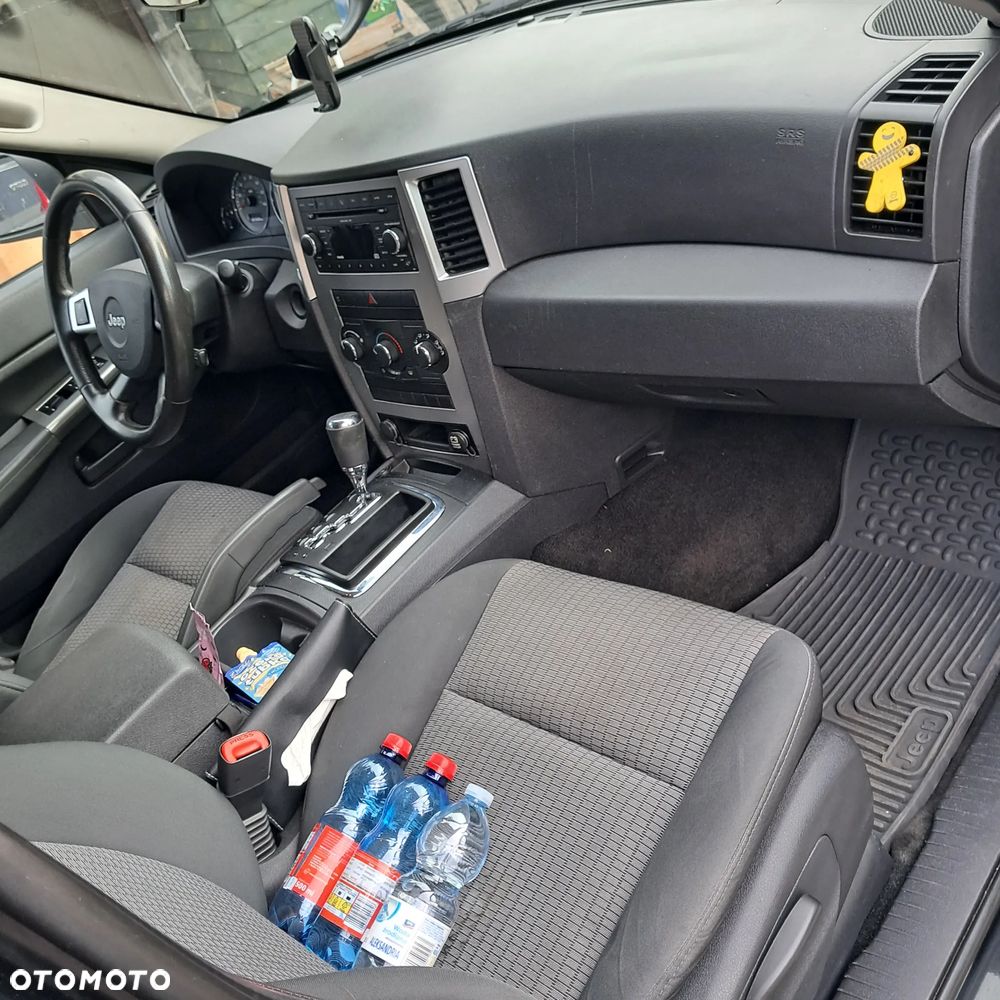 Jeep Grand Cherokee 3.7 4x4 Laredo - 9