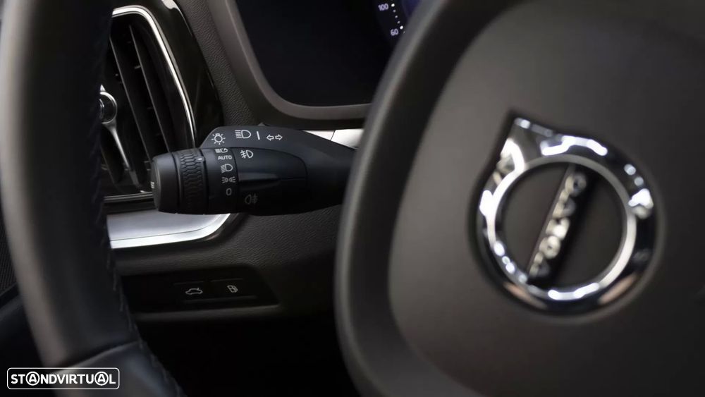 Volvo V60 2.0 T6 AWD TE Essential - 21