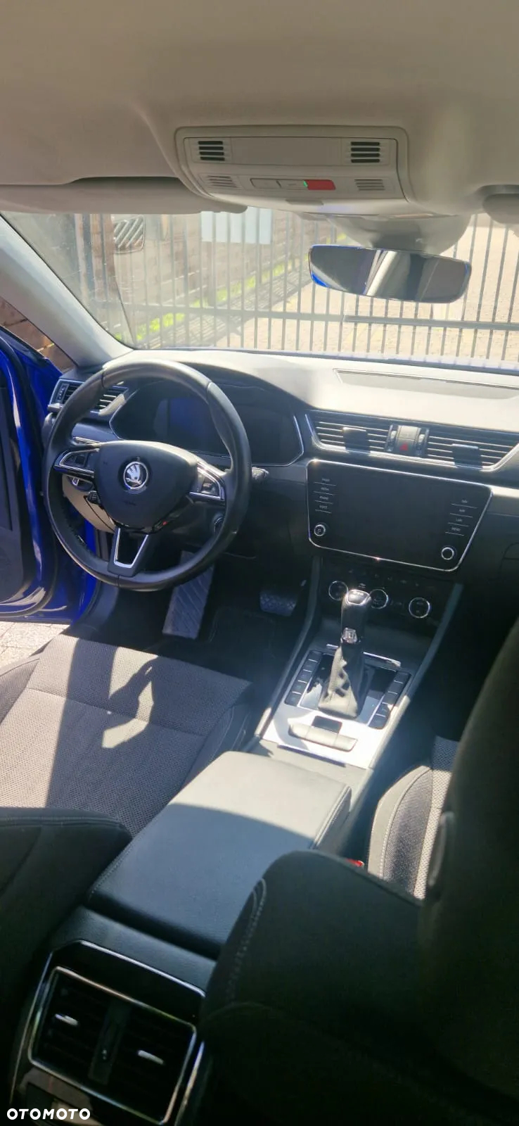 Skoda Superb ver-1-4-tsi-plug--in-hybrid-style-dsg - 3