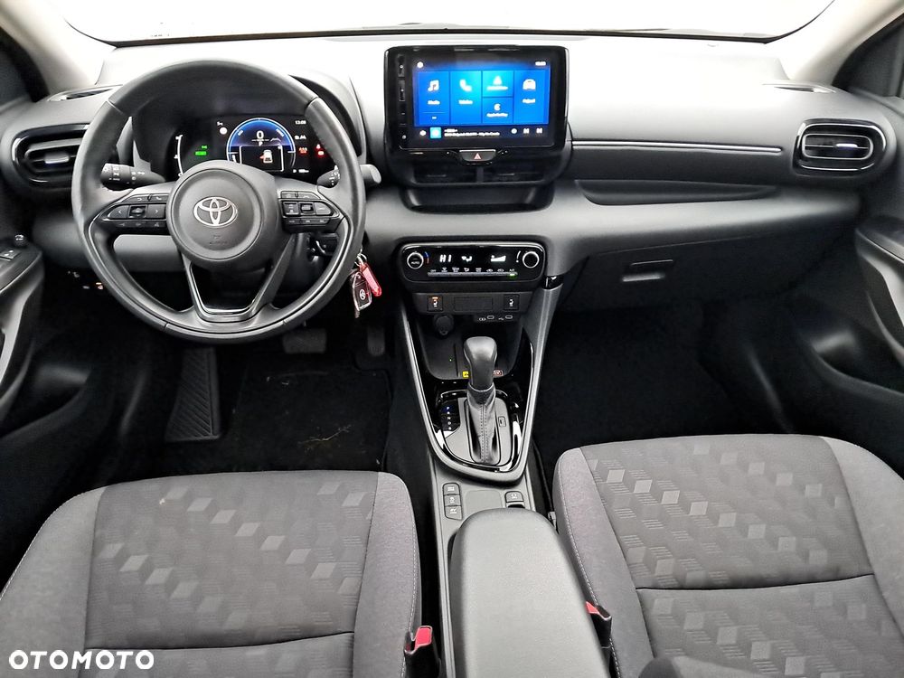 Toyota Yaris Hybrid 1.5 Style - 11