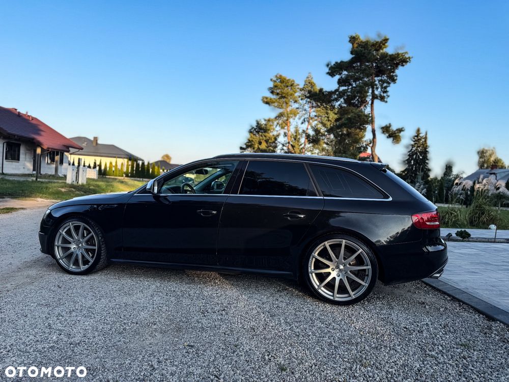 Audi S4 Avant - 12