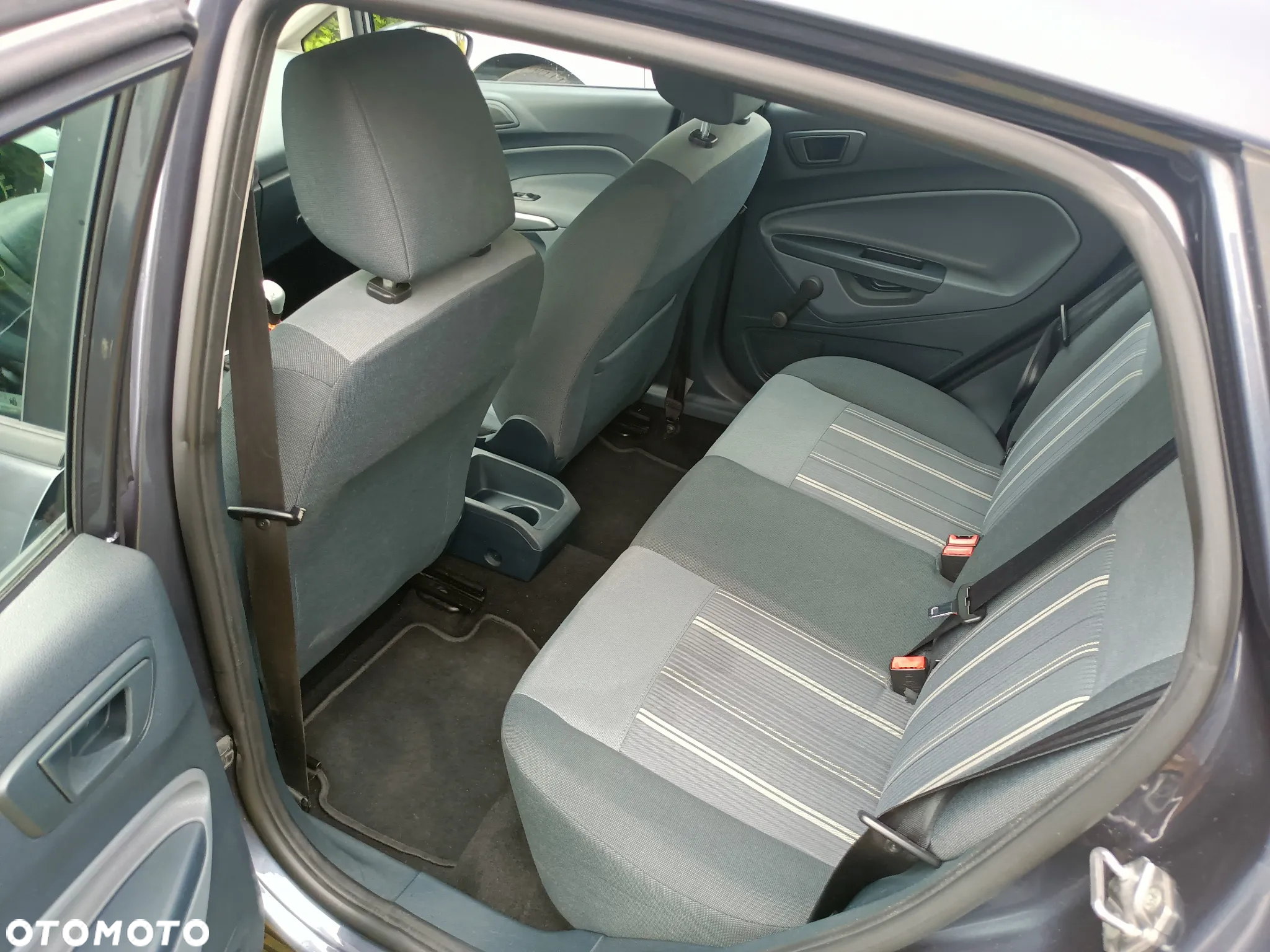 Ford Fiesta - 7