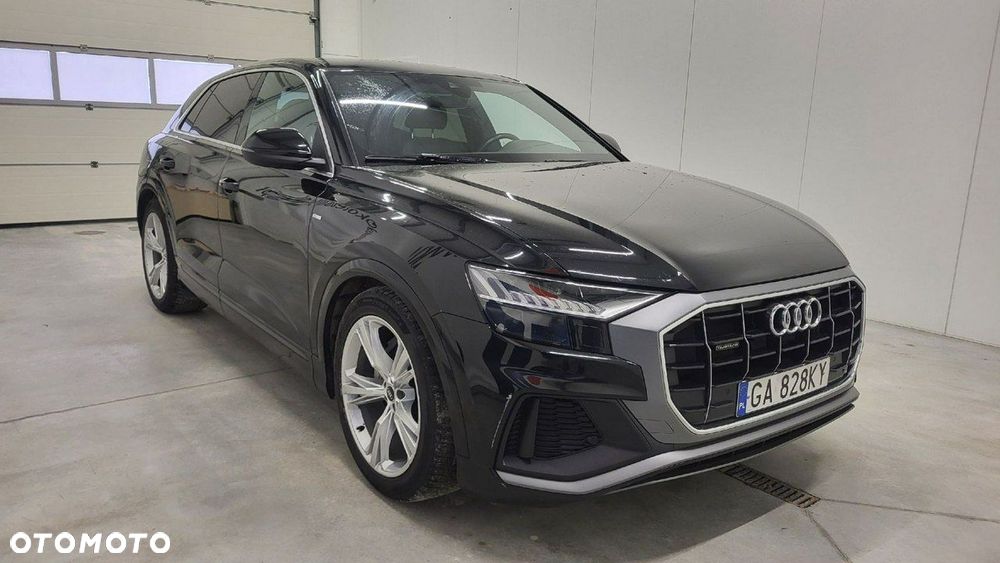 Audi Q8 - 3