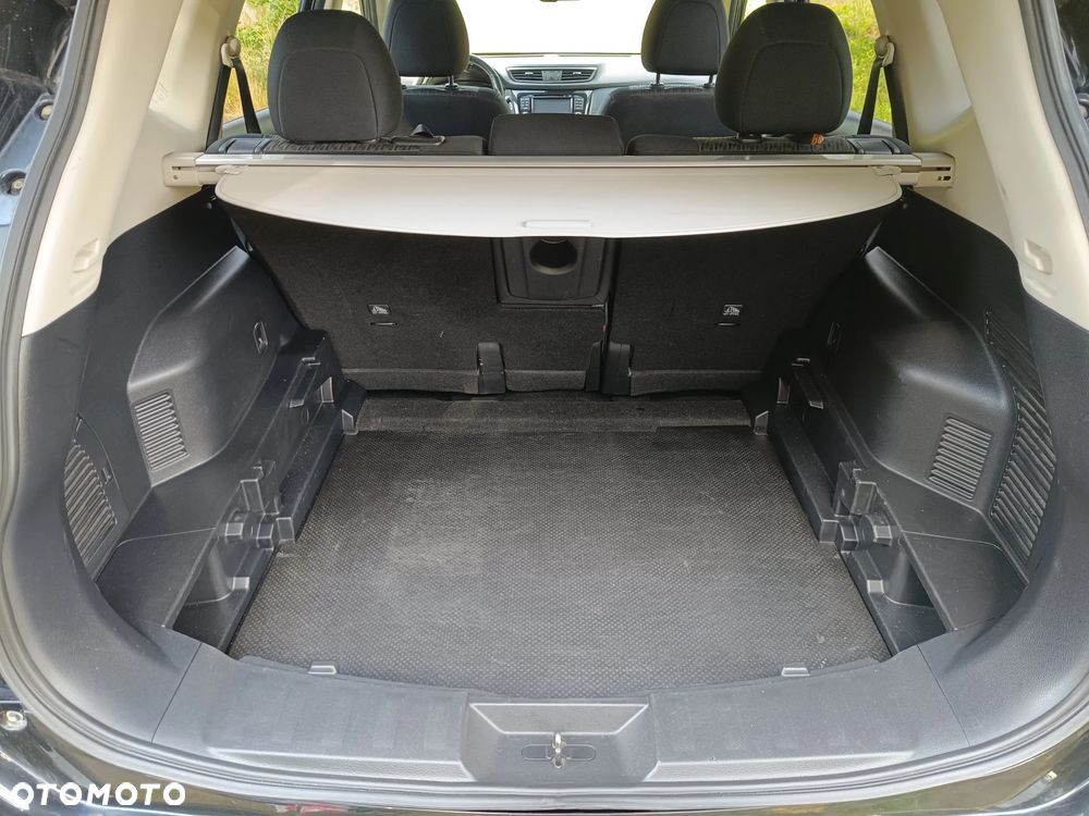 Nissan X-Trail - 12