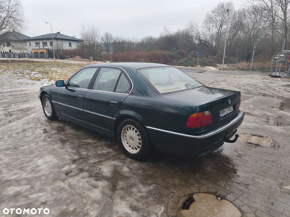 BMW Seria 7 - 7