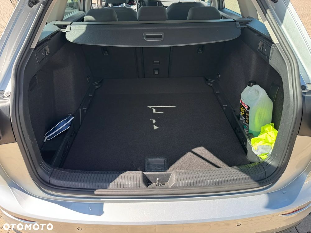 Volkswagen Golf - 18