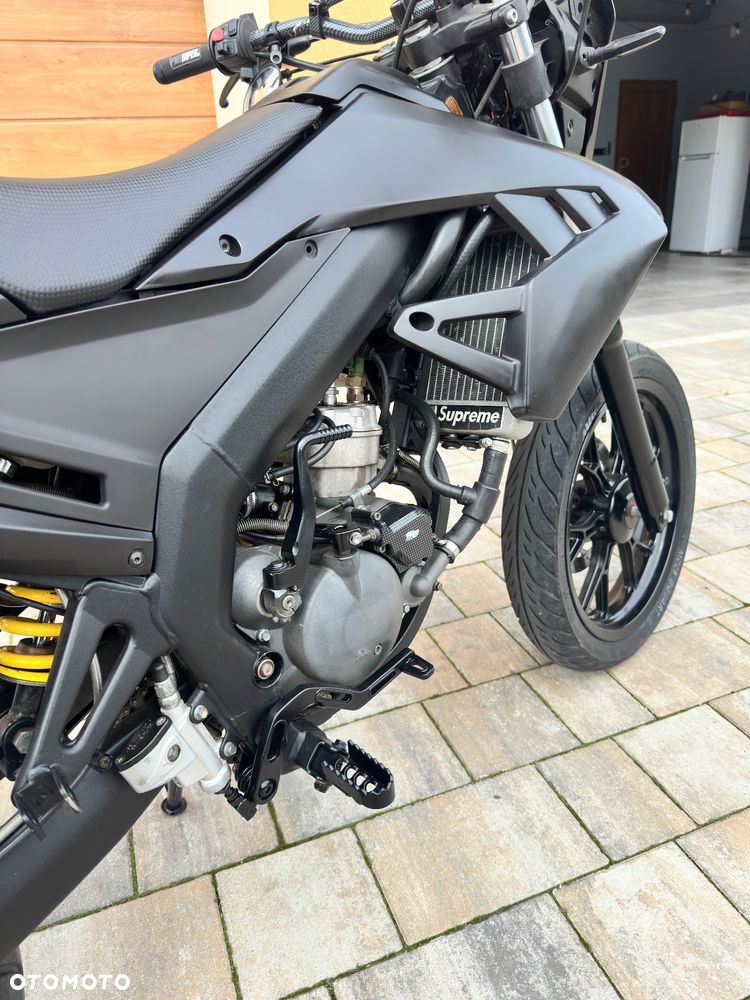 Aprilia SX - 10