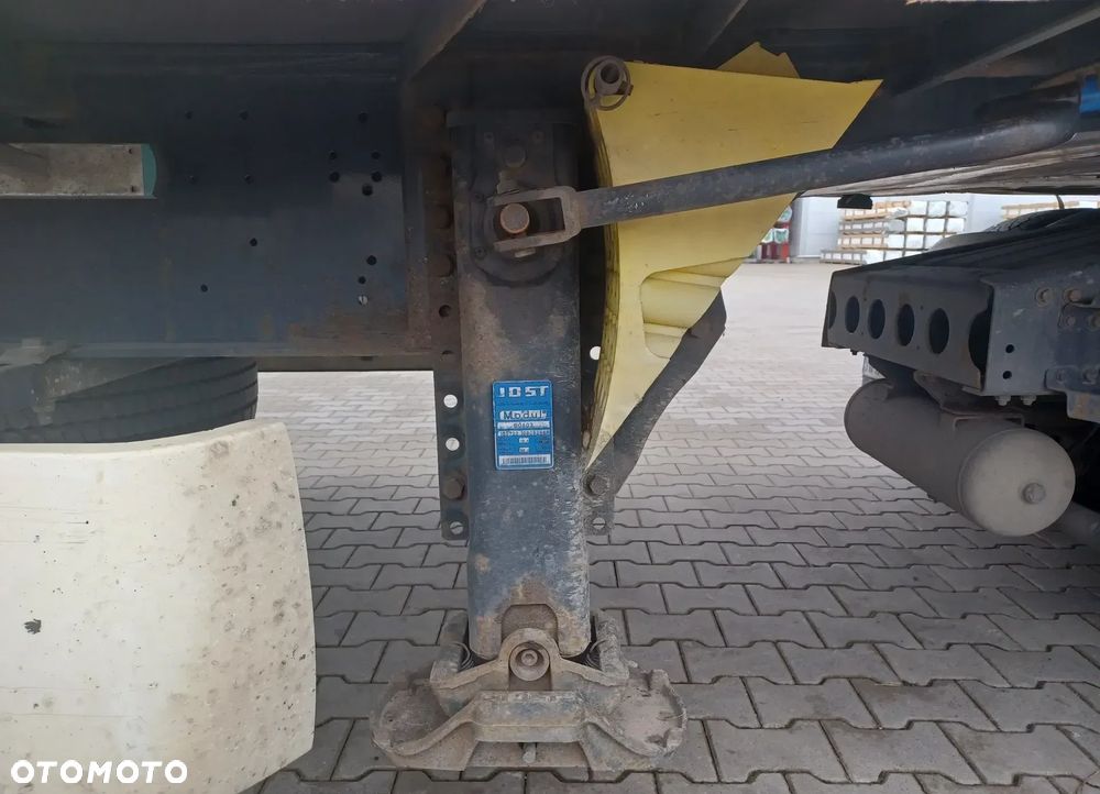 Iveco STRALIS - 22