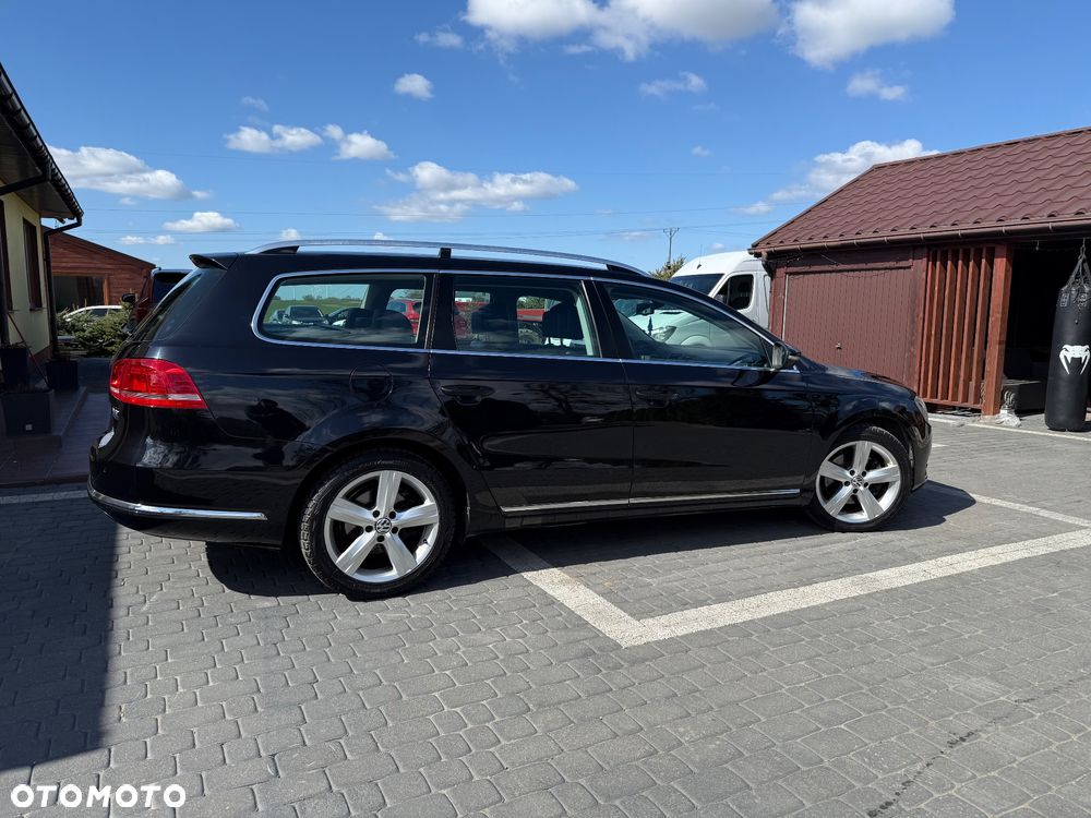 Volkswagen Passat 2.0 TDI DPF Sportline DSG - 7