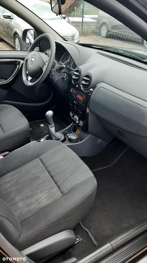 Dacia Duster 1.6 16V 4x2 - 13