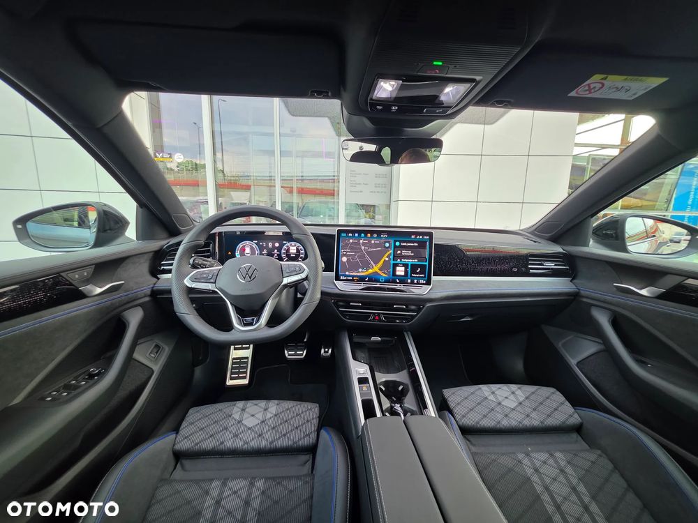 Volkswagen Passat - 17