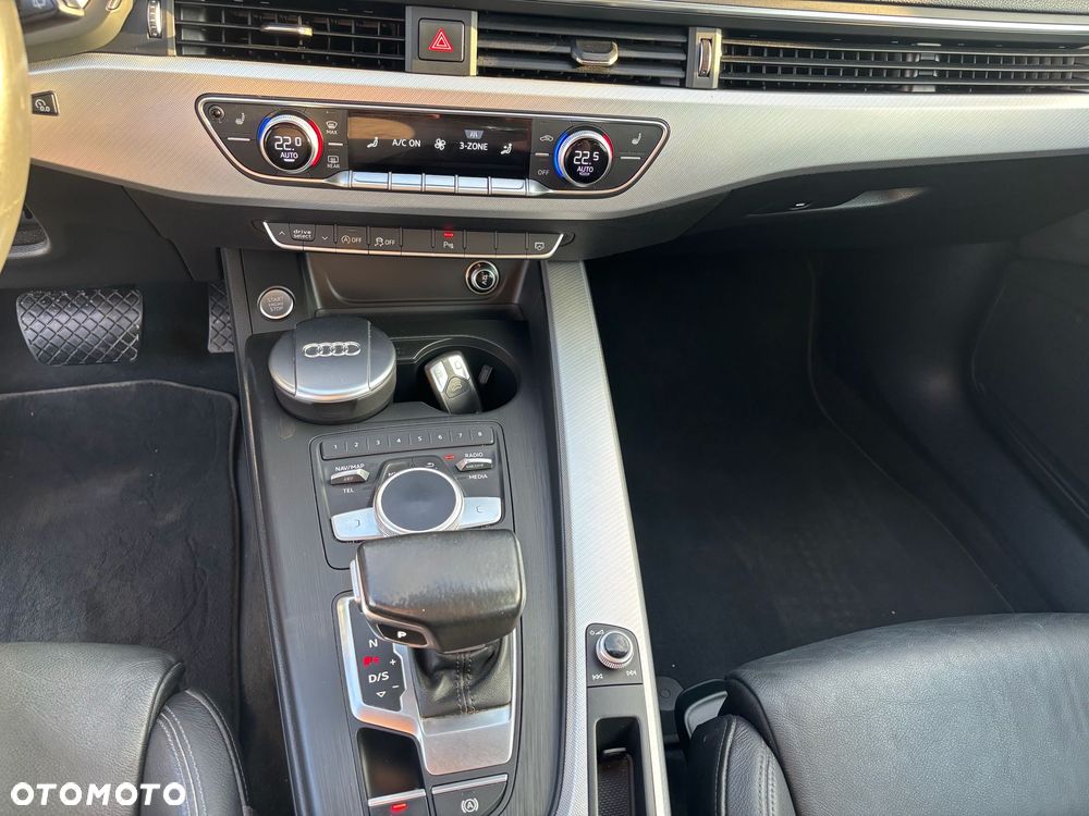 Audi A4 Avant - 10