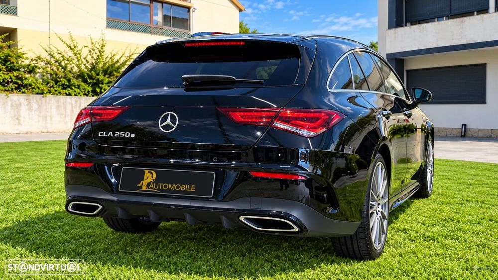 Mercedes-Benz CLA 250 e 8G-DCT AMG Line - 3