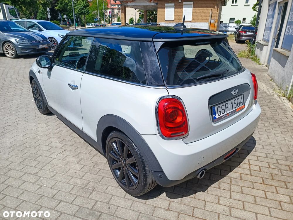 MINI Cooper Standard - 6
