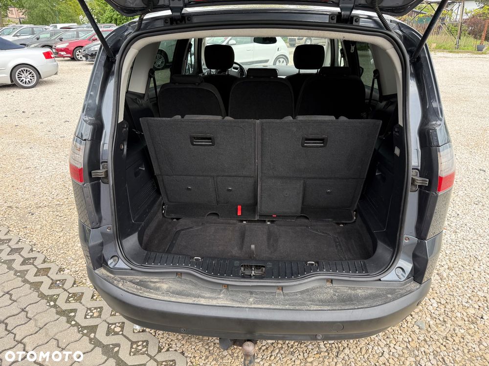 Ford S-Max 2.0 TDCi Titanium - 28
