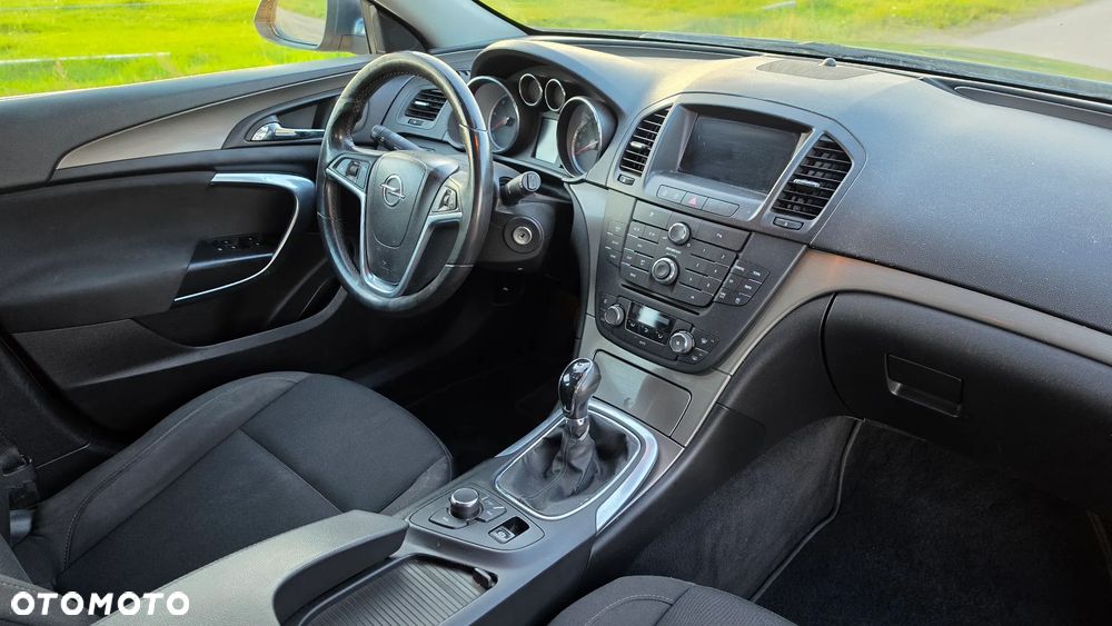 Opel Insignia 2.0 CDTI - 16