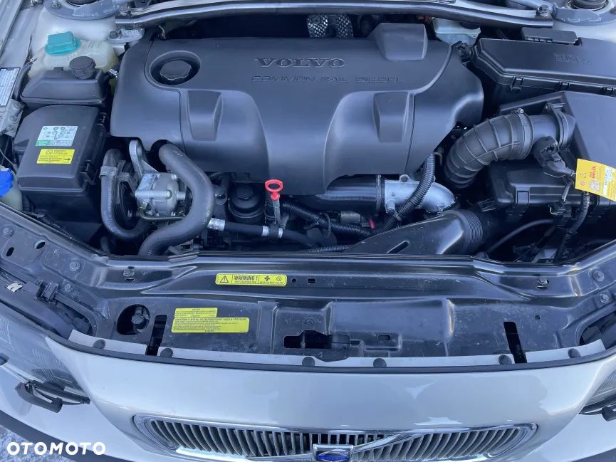 Volvo V70 D5 - 13