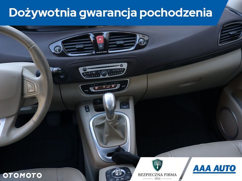 Renault Grand Scenic - 9