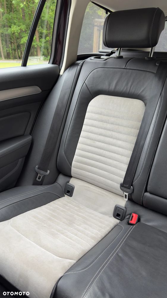 Volkswagen Passat Variant - 15