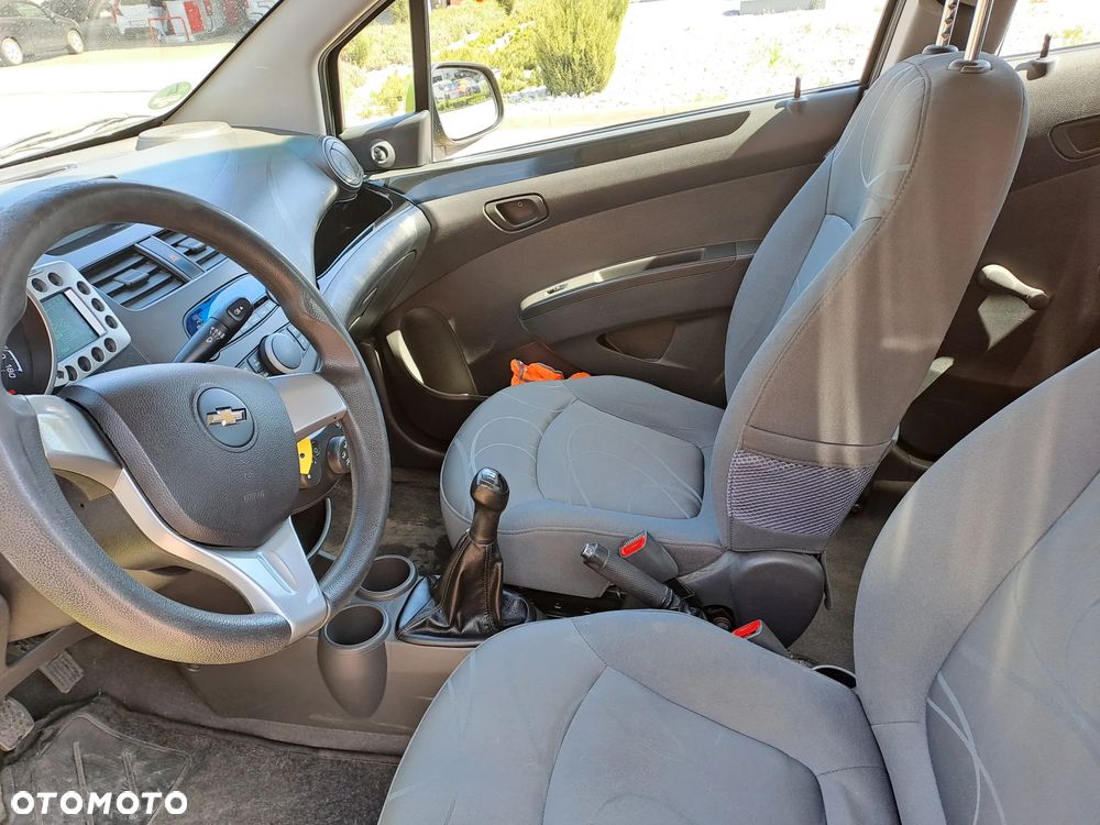 Chevrolet Spark 1.0 LS+ - 22