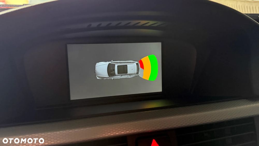 BMW Seria 3 318i Edition Sport - 33