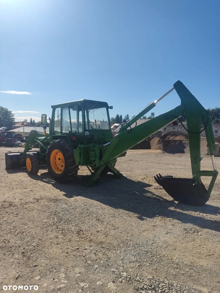 koparko ładowarka John Deere - 3