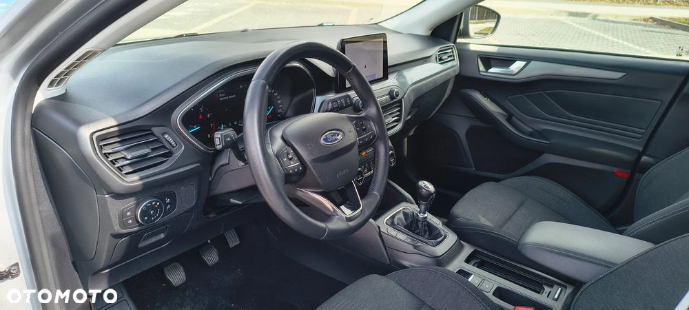 Ford Focus 1.0 EcoBoost STart-Stopp-System ACTIVE - 10