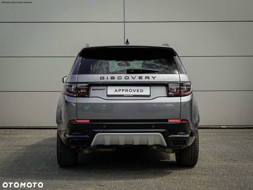 Land Rover Discovery Sport - 11