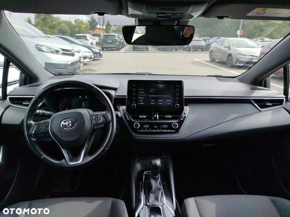 Toyota Corolla - 12