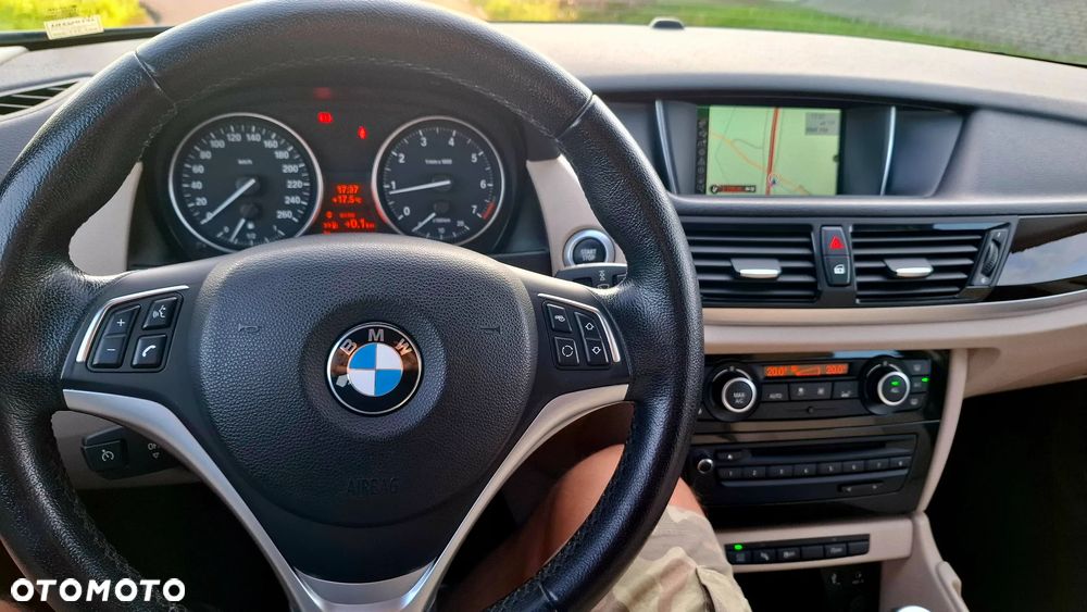 BMW X1 sDrive20i xLine - 15