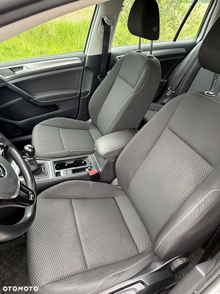 Volkswagen Golf 1.6 TDI BMT Comfortline - 10