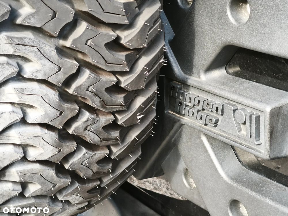 Jeep Wrangler 3.6 Unlim Sahara - 24