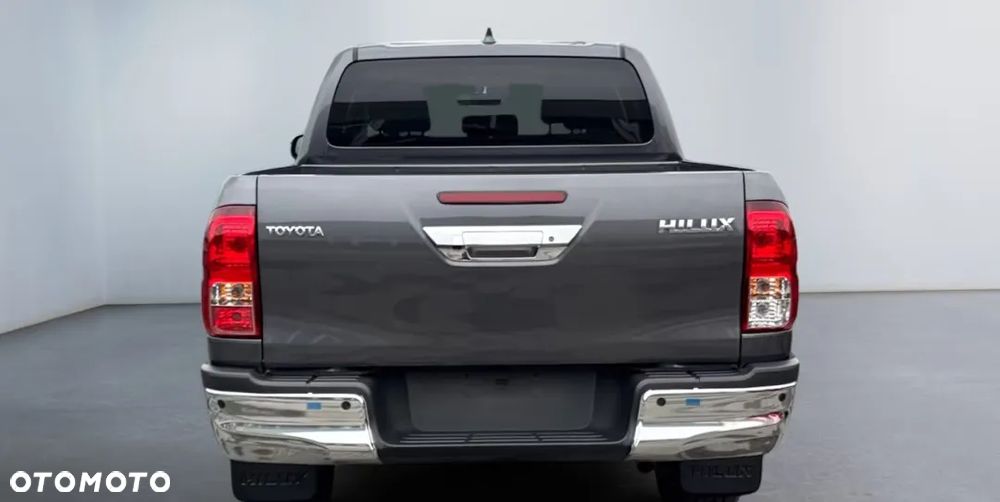 Toyota Hilux 2.8 D-4D Double Cab Active 4x4 - 5