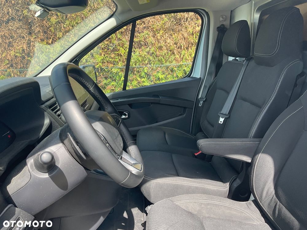 Renault trafic - 3