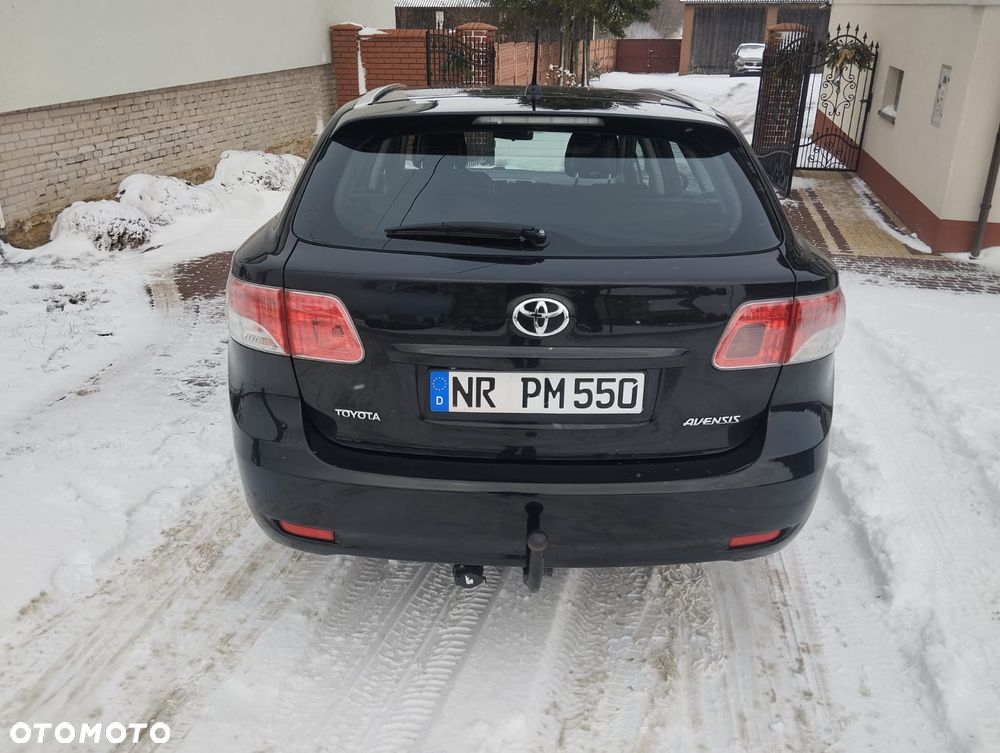 Toyota Avensis 1.8 Executive - 28