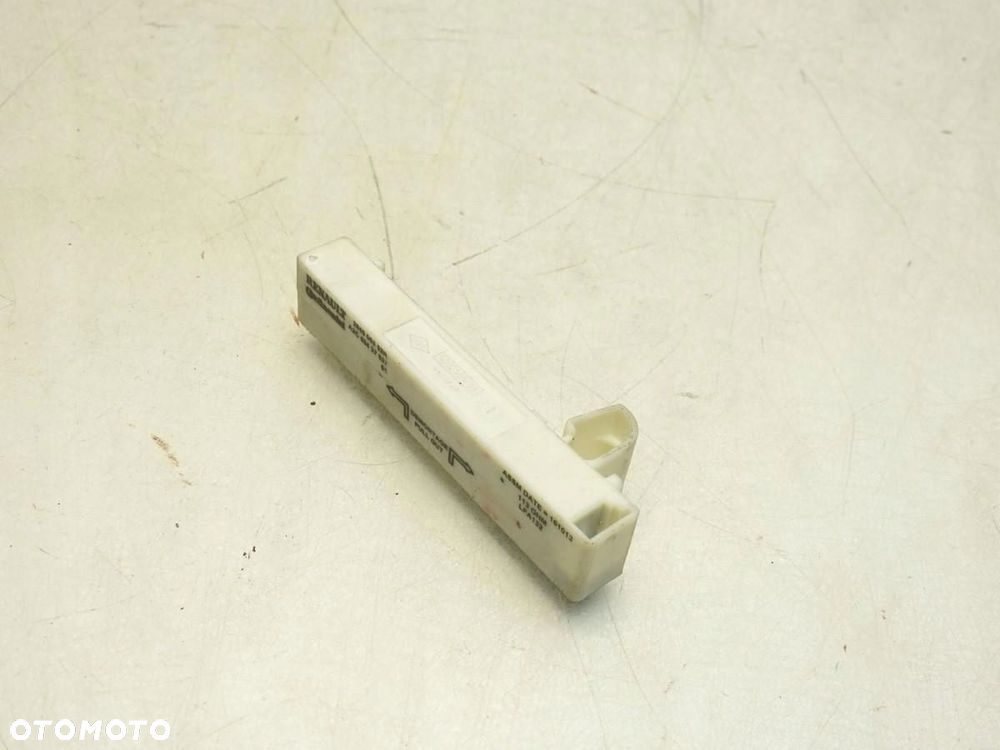 WZMACNIACZ ANTENY RENAULT CLIO IV 285906352R - 7