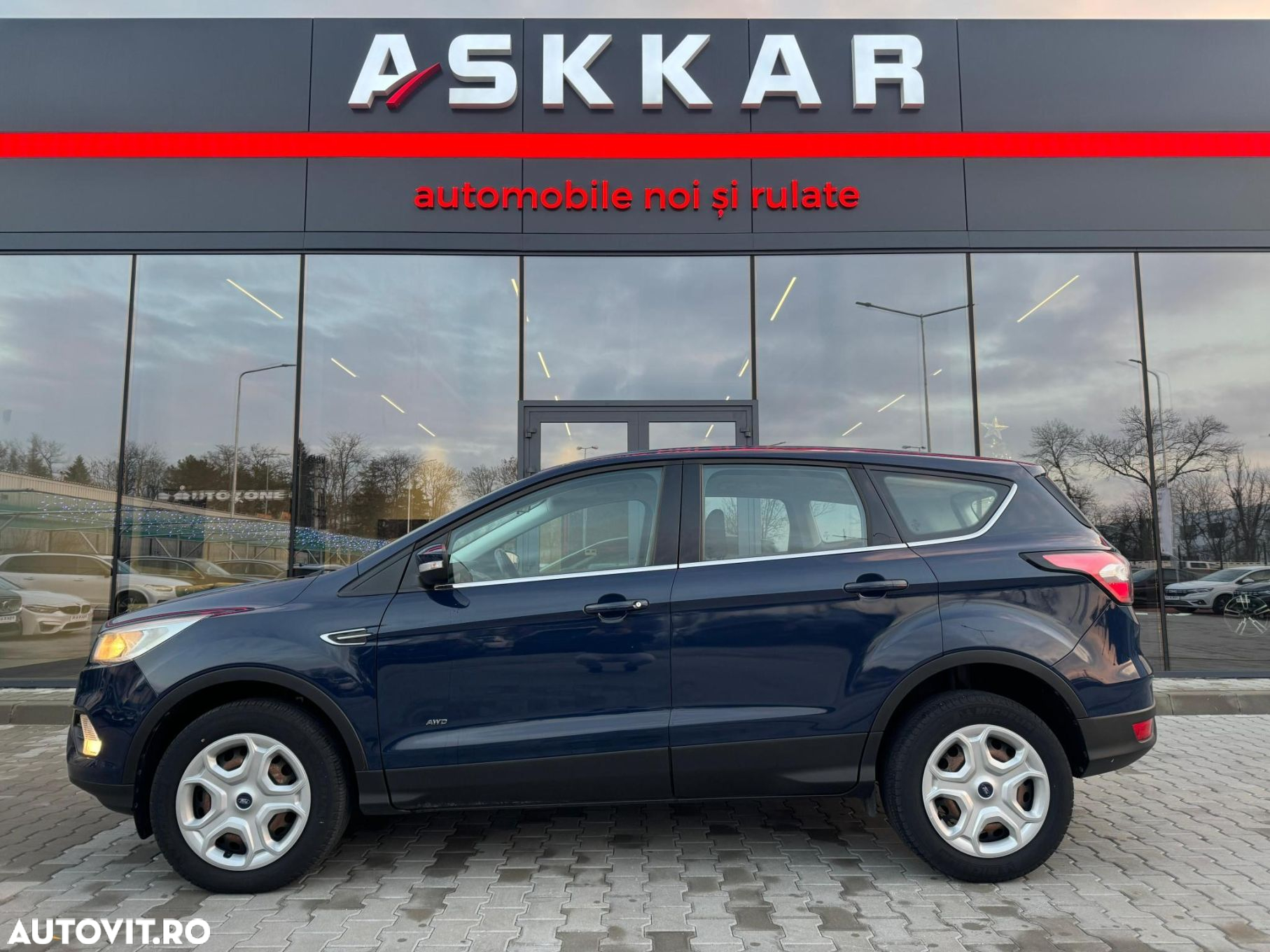 Ford Kuga 2.0 TDCi 4WD Trend - 9