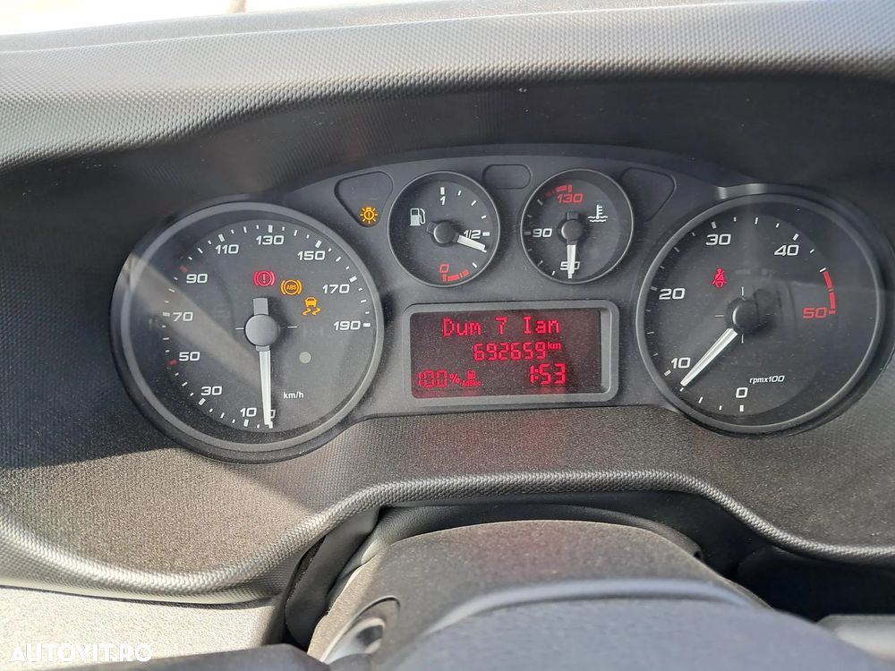Iveco DAILY 35S16 3.0D 160CP CABINA DE DORMIT SI PRELATA - 14