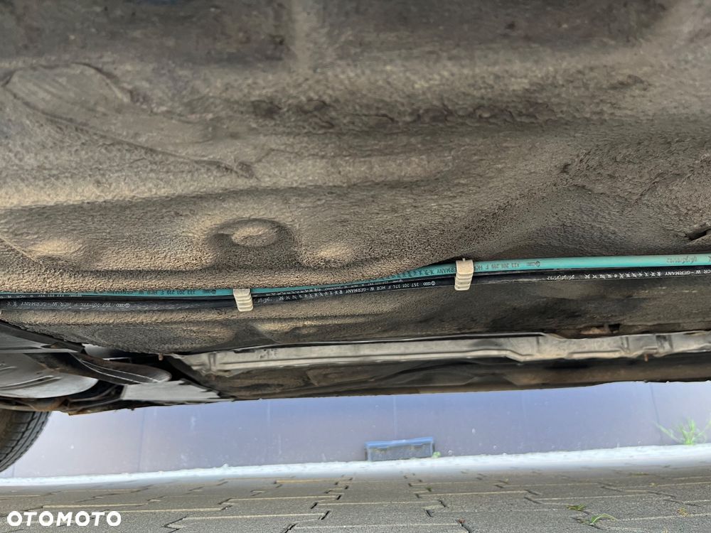 Volkswagen Passat 2.0 GT - 37