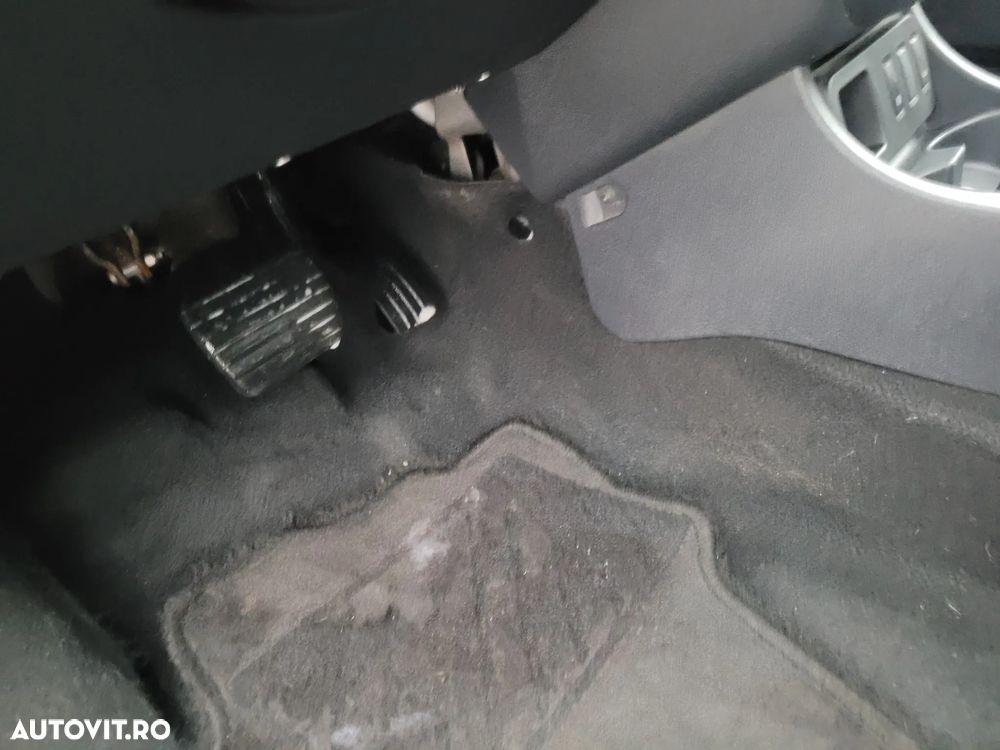 Dacia Duster 1.5 dCi EDC Prestige jante 16" - 12