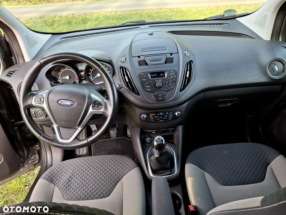 Ford Tourneo Courier 1.0 EcoBoost Titanium - 20
