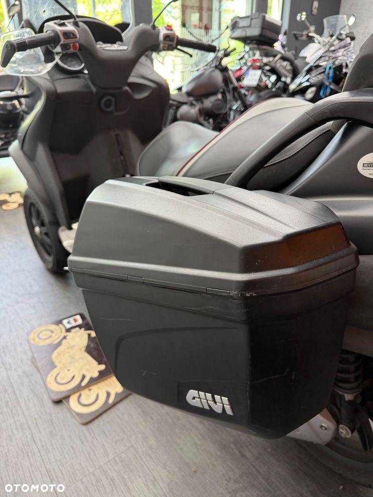 Piaggio MP-3 - 20
