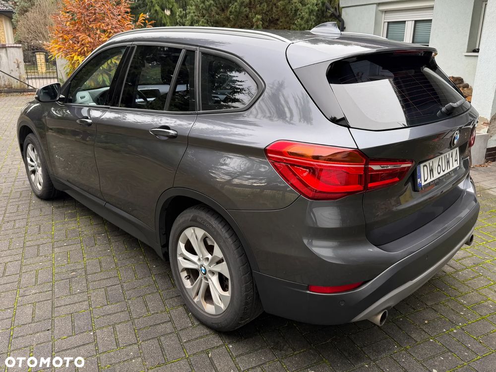 BMW X1 xDrive20d - 11
