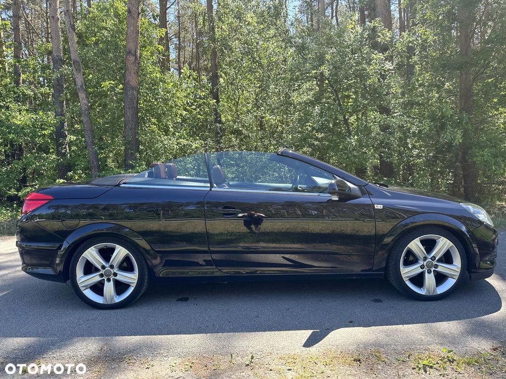 Opel Astra 1.6 Cosmo - 31