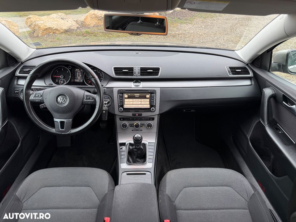 Volkswagen Passat 2.0 Blue TDI SCR Comfortline - 6